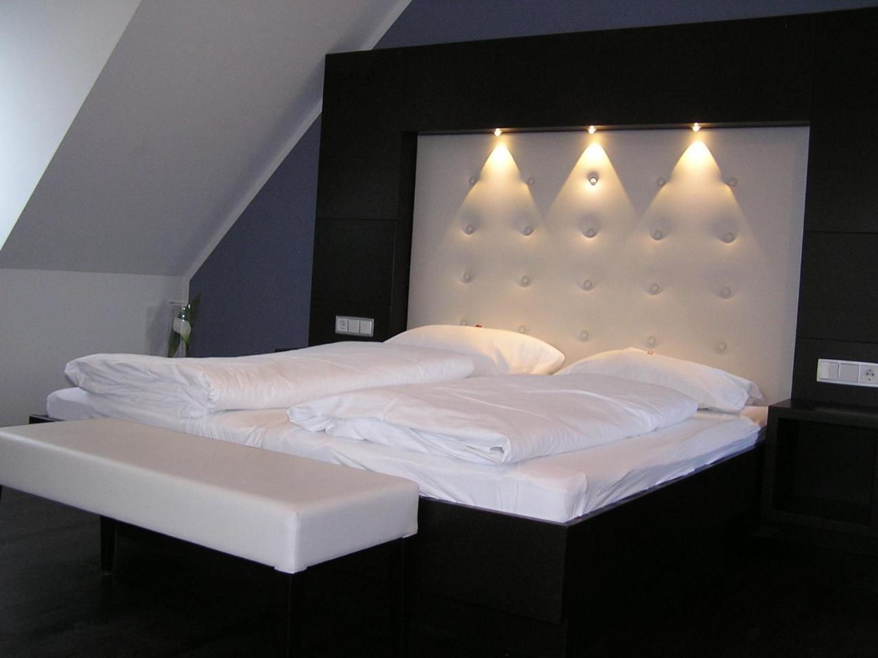 Zur Promenade Hotel